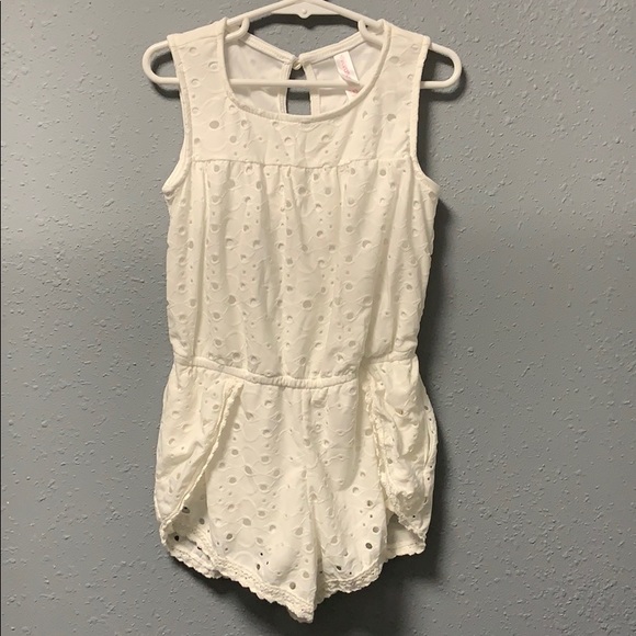 Xhilaration Other - Girl’s Romper w/ Pockets